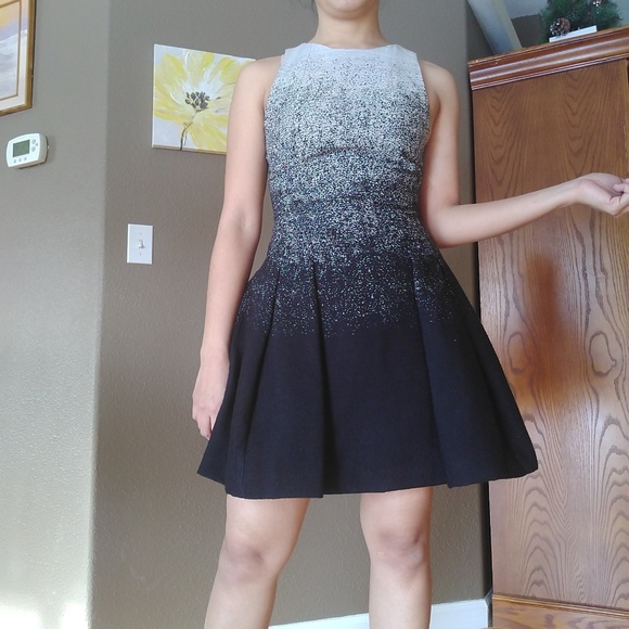 Armani Exchange Ombre Flare Dress - Picture 6 of 8